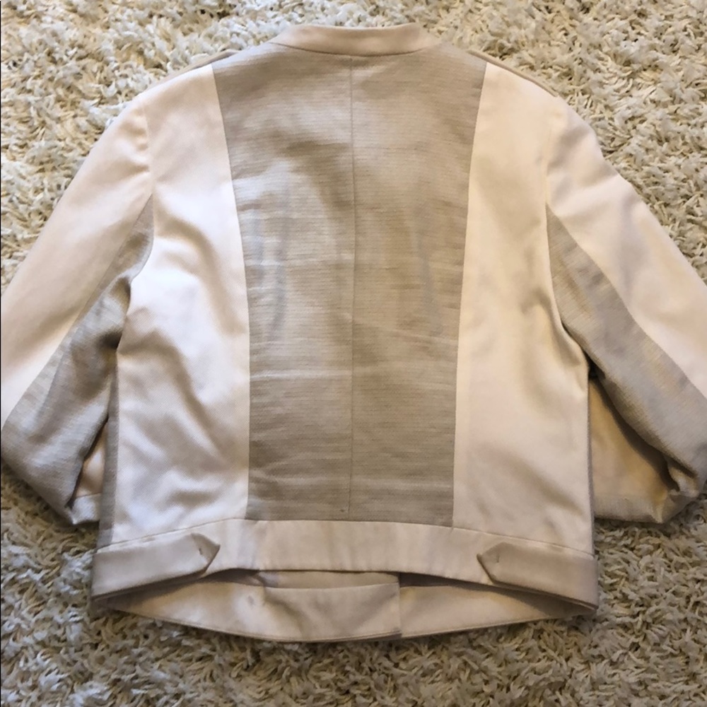 White Motorcycle Like Jacket - Picture 5 of 6